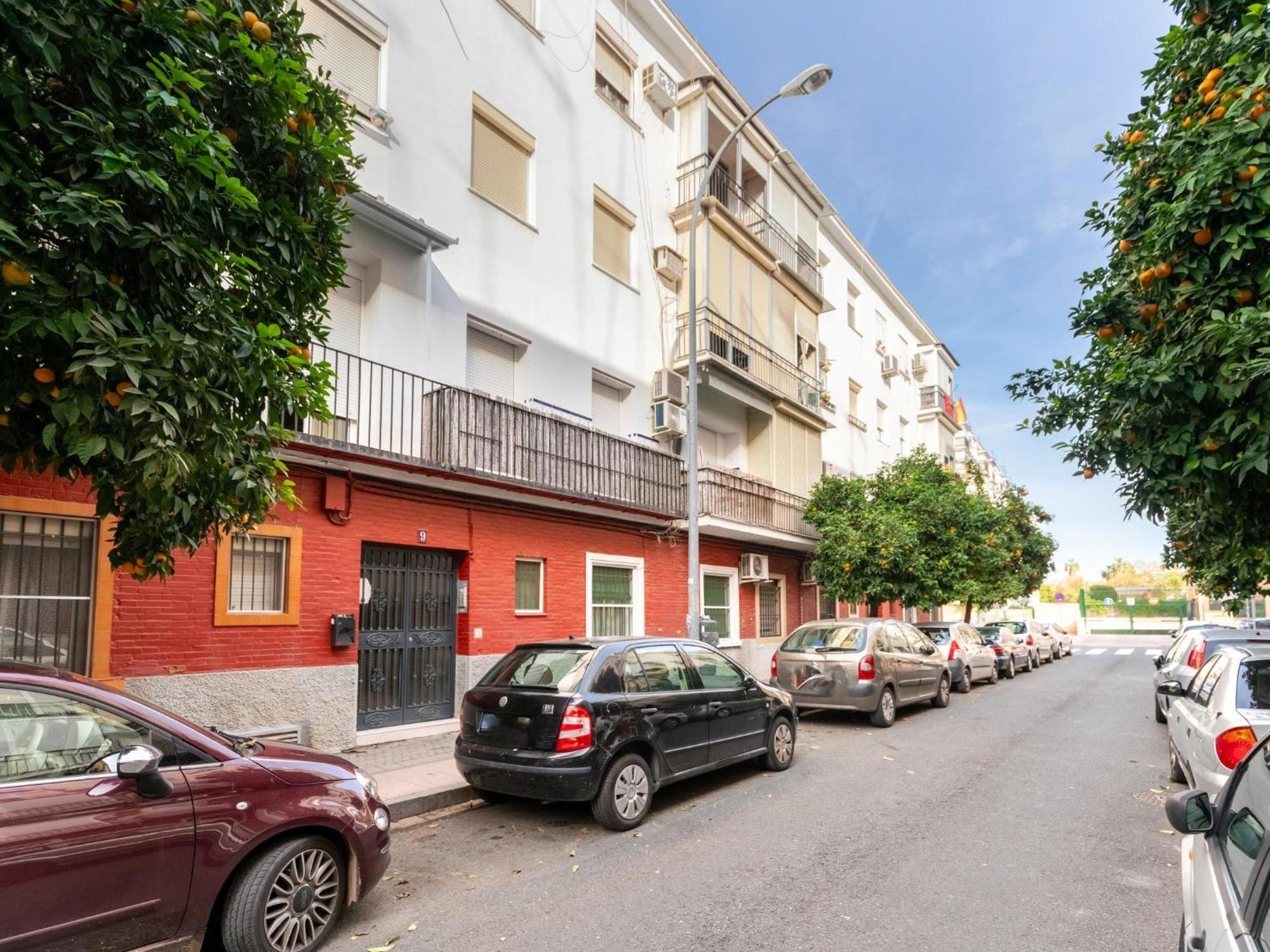 Holi-Rent Padre Isla Apartment Seville Luaran gambar